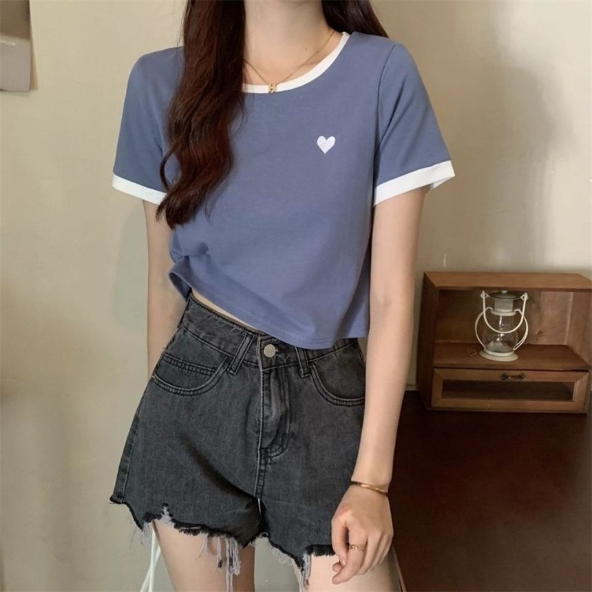 Heart Round Trim Tee Neck Short-Sleeve Contrast