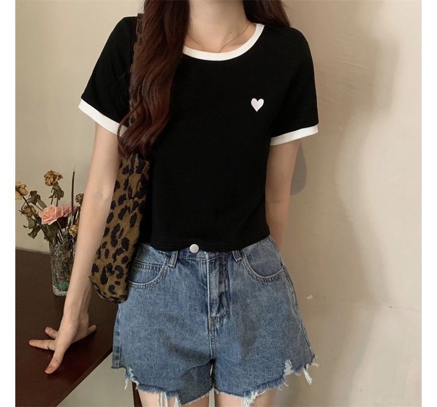 Heart Round Trim Tee Neck Short-Sleeve Contrast