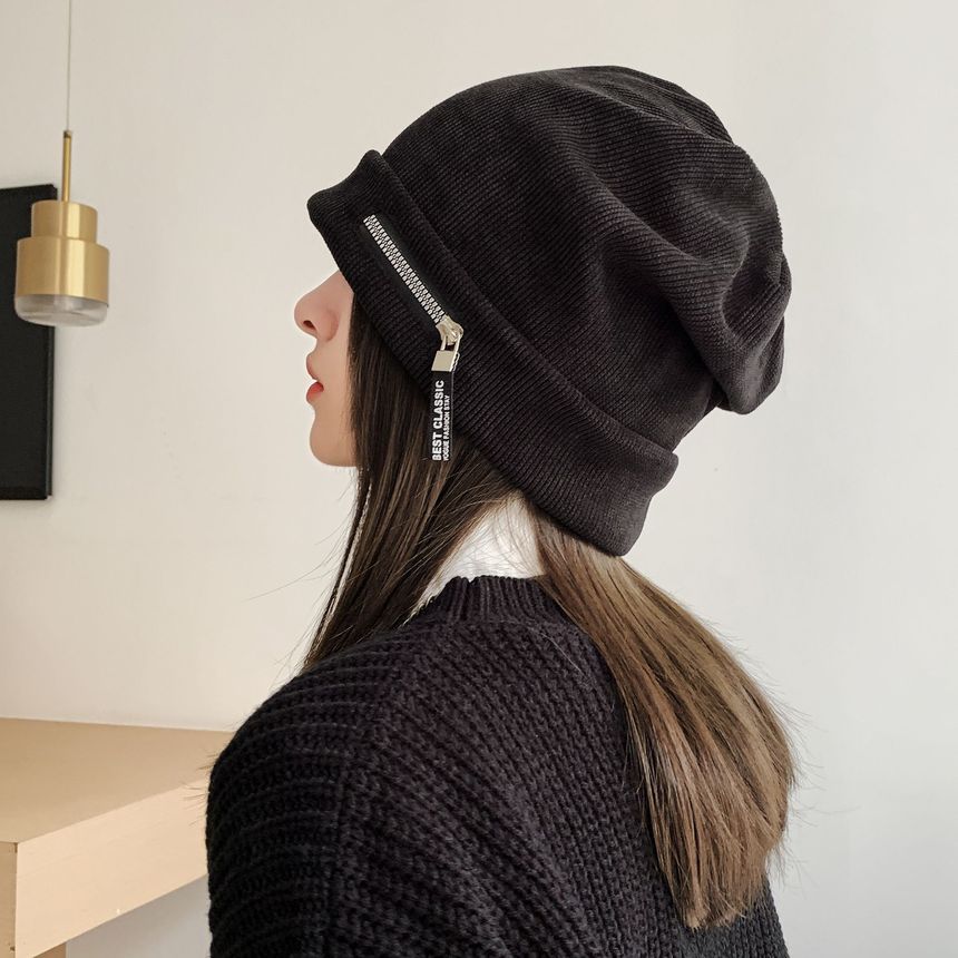 Sample Zip Detail Ribbed Beanie
