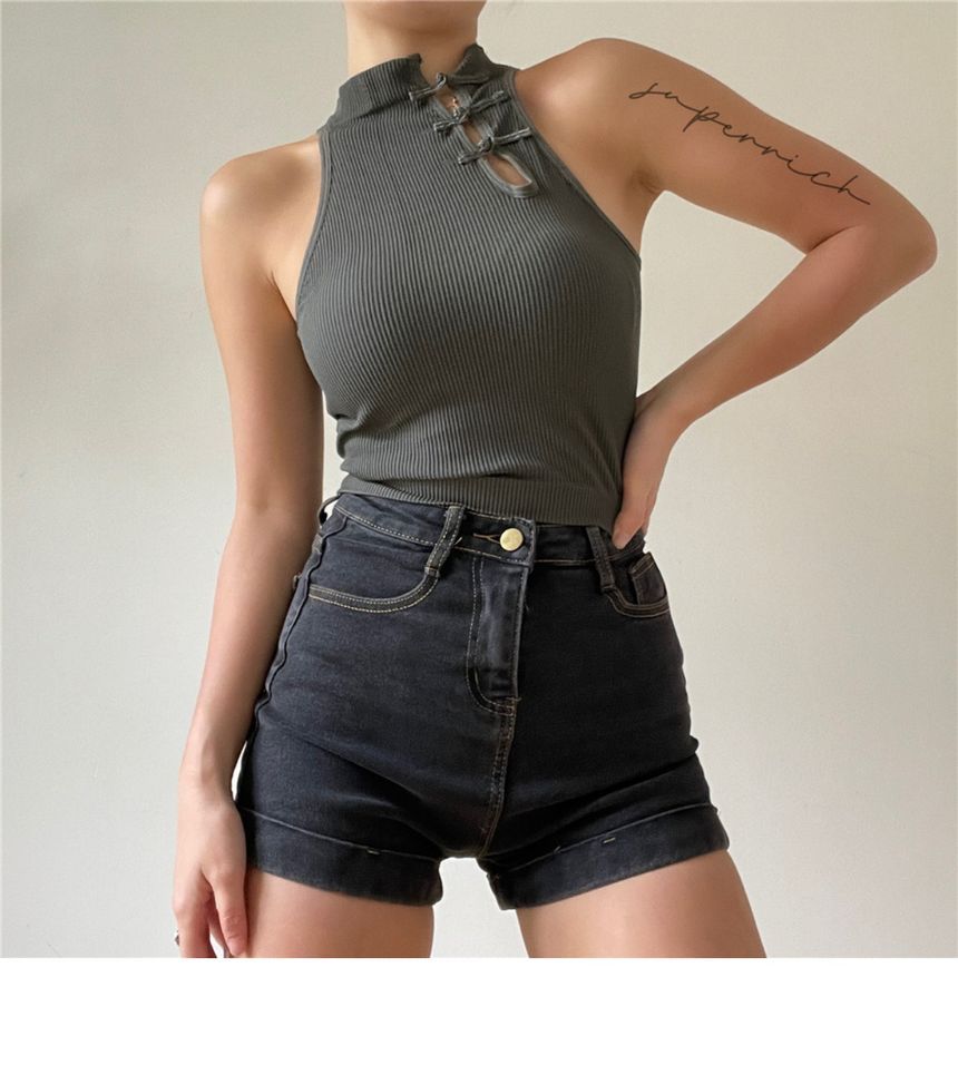 Button Crop Padded Top Plain Tank Frog