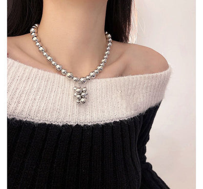 Alloy Bead Choker Pendant