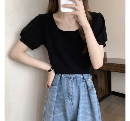 Scoop T-Shirt Puff-Sleeve Neck Plain