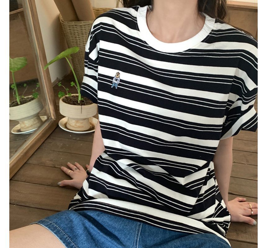 T-Shirt Neck Striped Crew Short-Sleeve