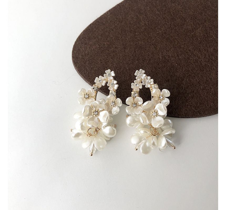 Faux Fringed Pearl Floral Alloy Earring