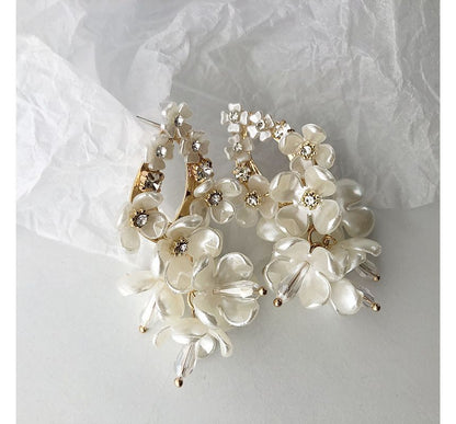 Faux Fringed Pearl Floral Alloy Earring