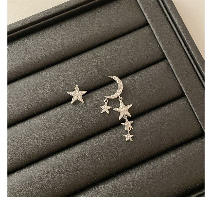 Asymmetrical Alloy Moon Star Fringed Earring