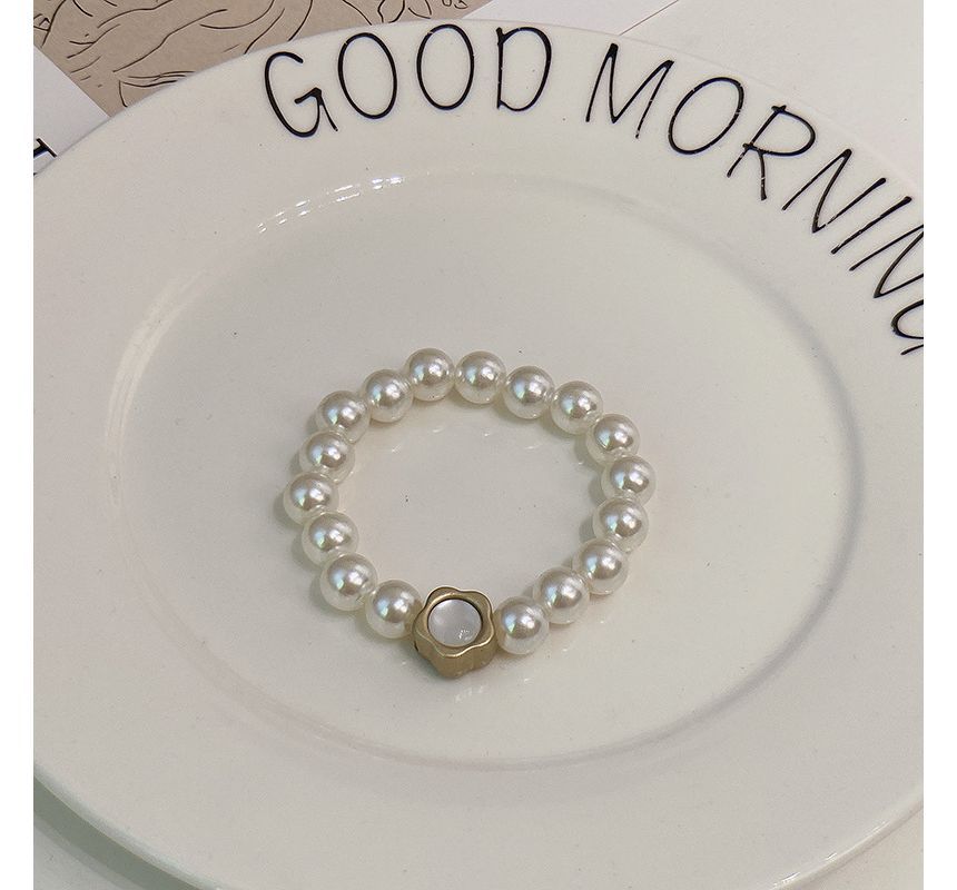 Sample Faux Pearl Hair Tie