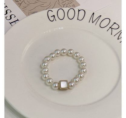 Sample Faux Pearl Hair Tie