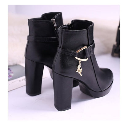 Short Chunky Boots Plain Heel