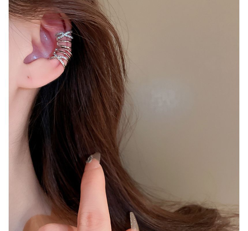 Layered Alloy Cuff Earring