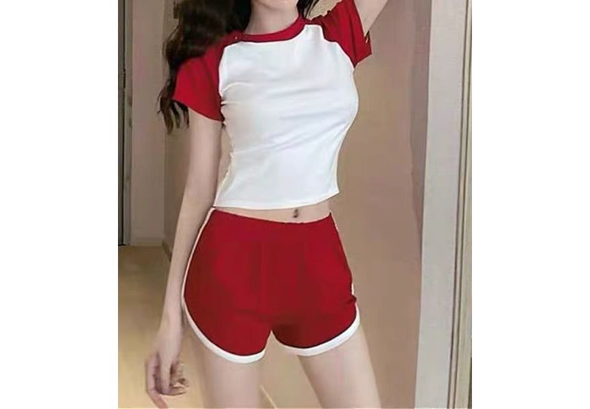 Elastic Waist Piped Shorts