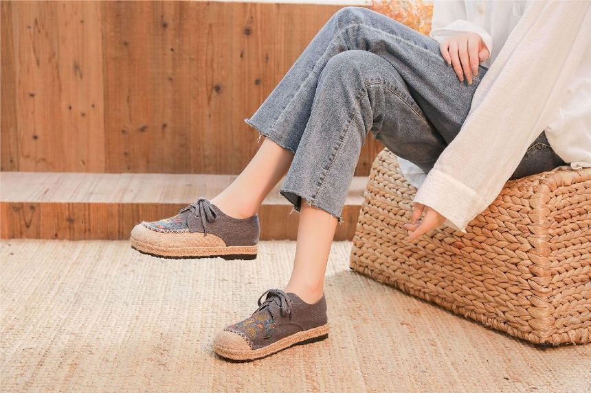 Leaf Embroidered Lace-Up Slip-Ons