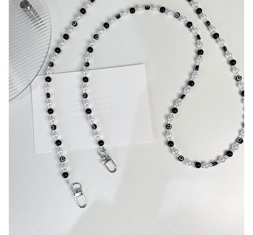 Strap Phone Smiley Pearl Faux