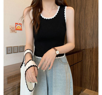 Trim Contrast Top Tank