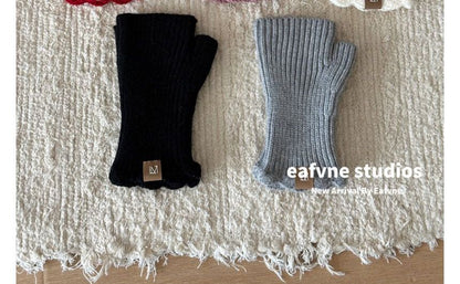 Applique Fingerless Knit Gloves Lettering