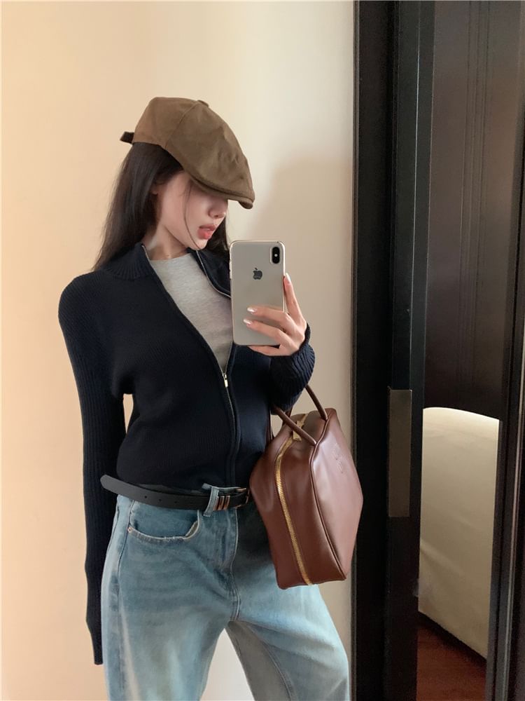 Plain Slim-Fit Sweater Zip
