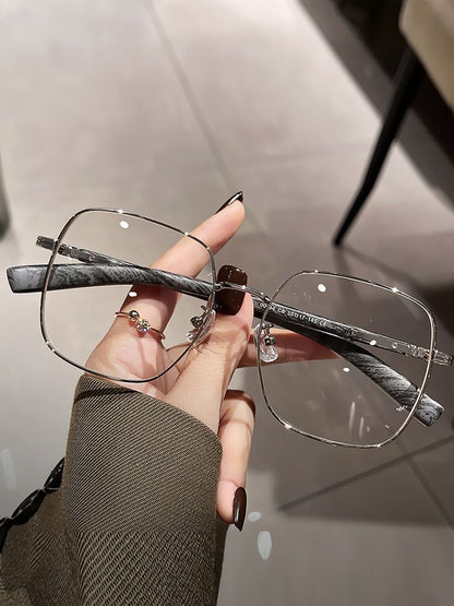 Glasses Square