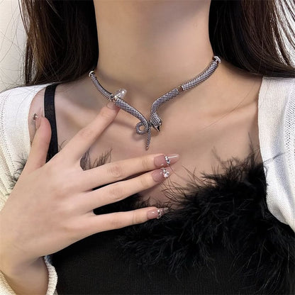 Wholesale Sample Snake Necklace