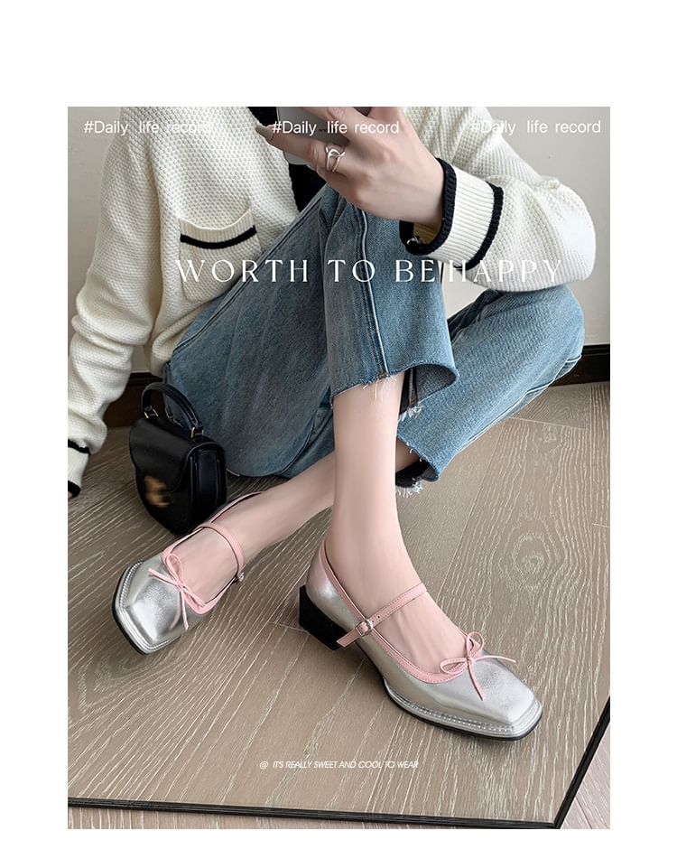 Sample Square Toe Bow Mary Jane Pumps
