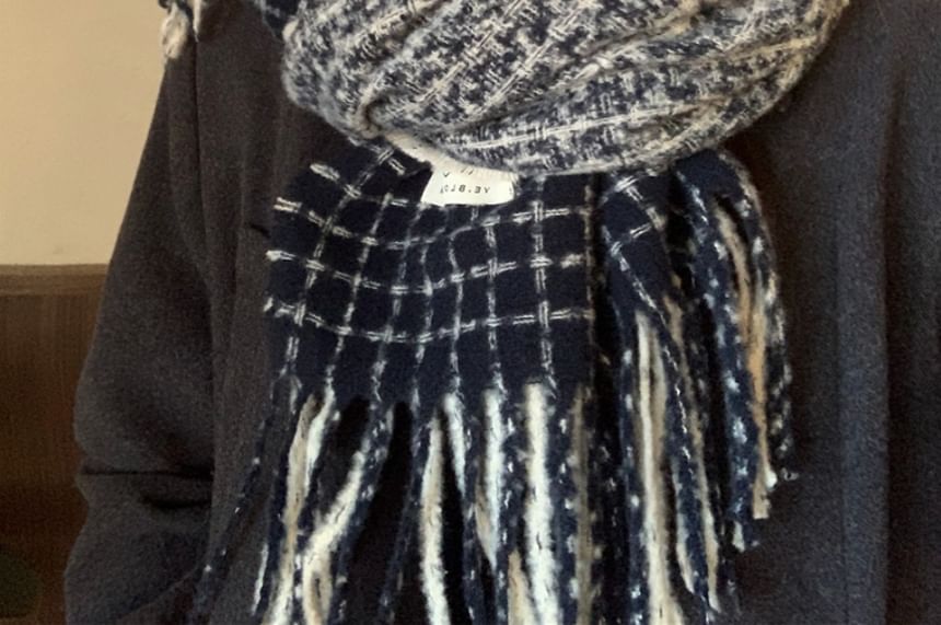 Fringe Plaid Scarf