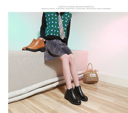 Boots Leather Chelsea Short Faux