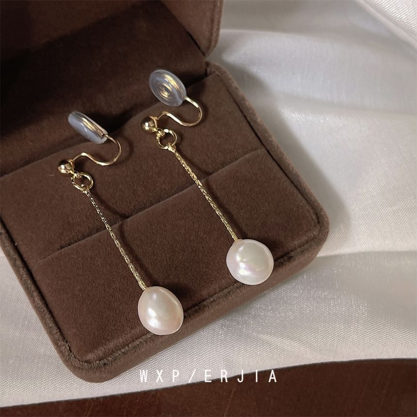 Alloy Ear Applique Cuff Dangle