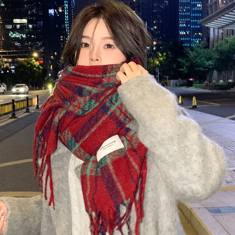 Scarf Tasseled Plaid