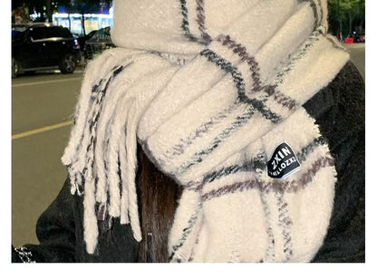 Tasseled Scarf Plaid