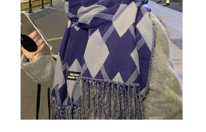 Scarf Print Tasseled Argyle
