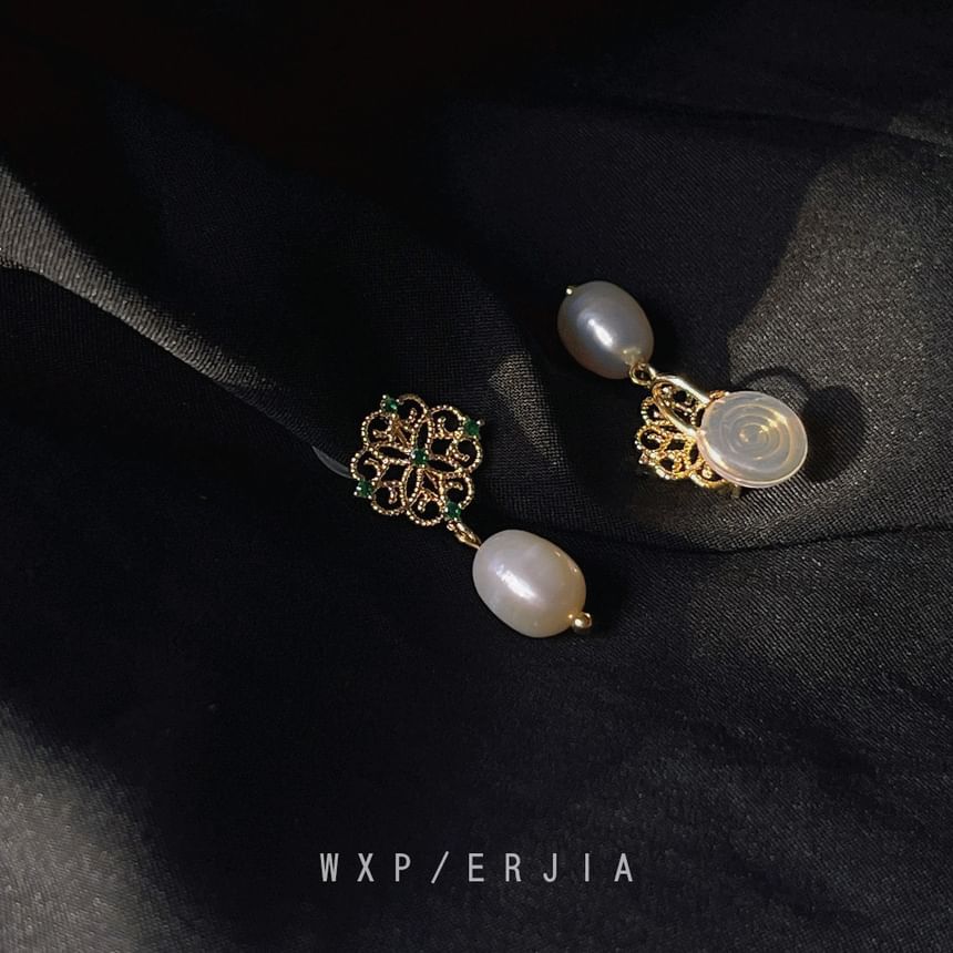 Pearl Floral Drop Rhinestone Clip-On Earring Faux