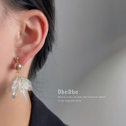 Earring Floral Clip-On Drop