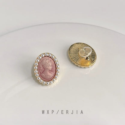 Clip-On Faux Earring Pearl Face