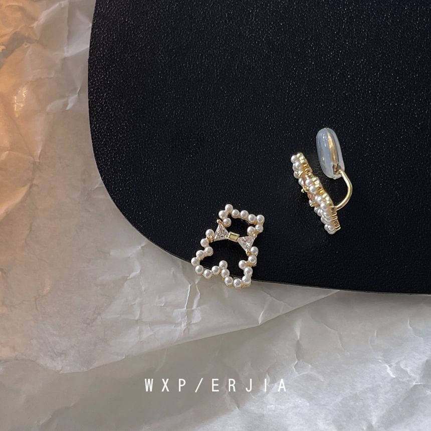 Clip-On Faux Pearl Earring Rhinestone Bear