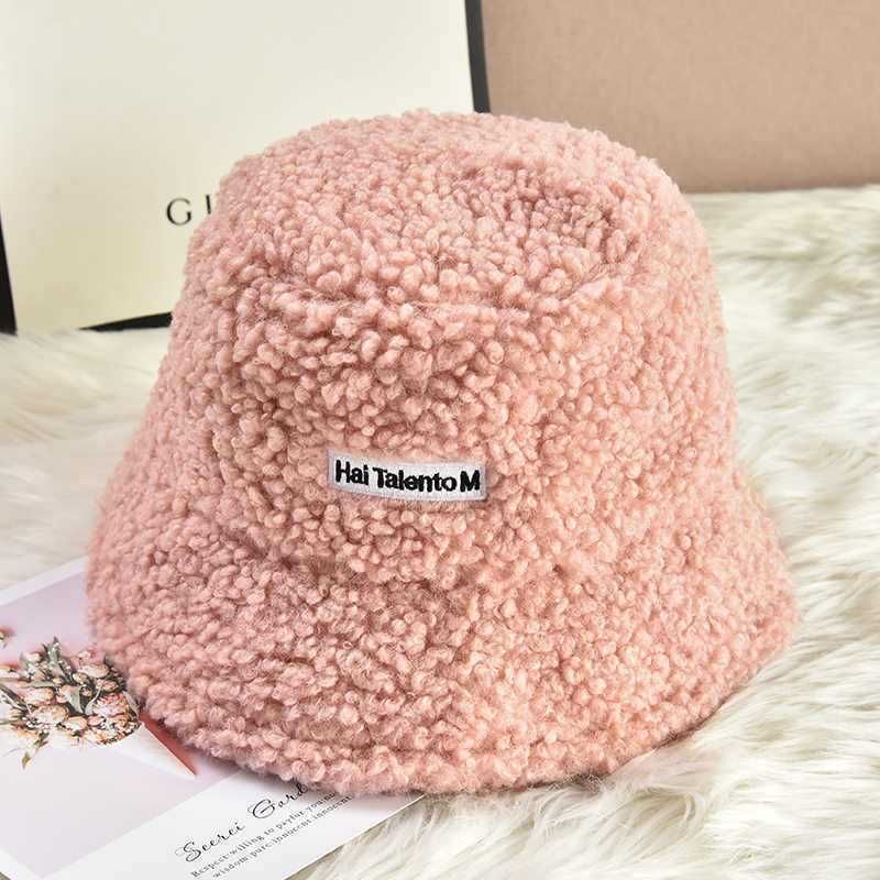 Lettering Bucket Fleece Hat