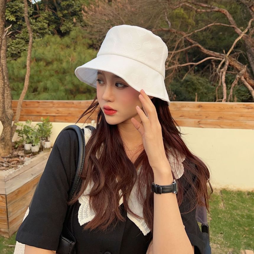 Heart Hat Jacquard Bucket