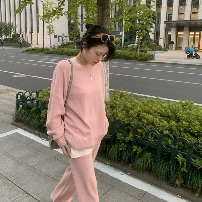 Wide T-Shirt Set: Two-Tone Neck Leg Pants Crew Waist Long-Sleeve + High