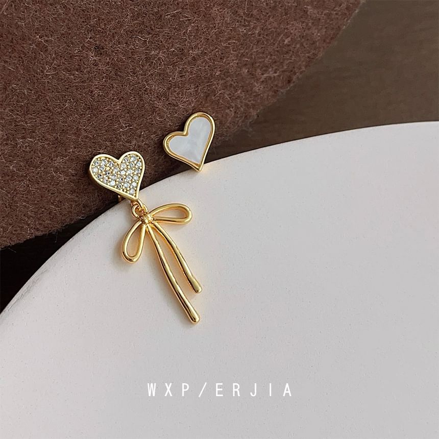 Bow Alloy Asymmetrical Rhinestone Drop Heart Shell Earring
