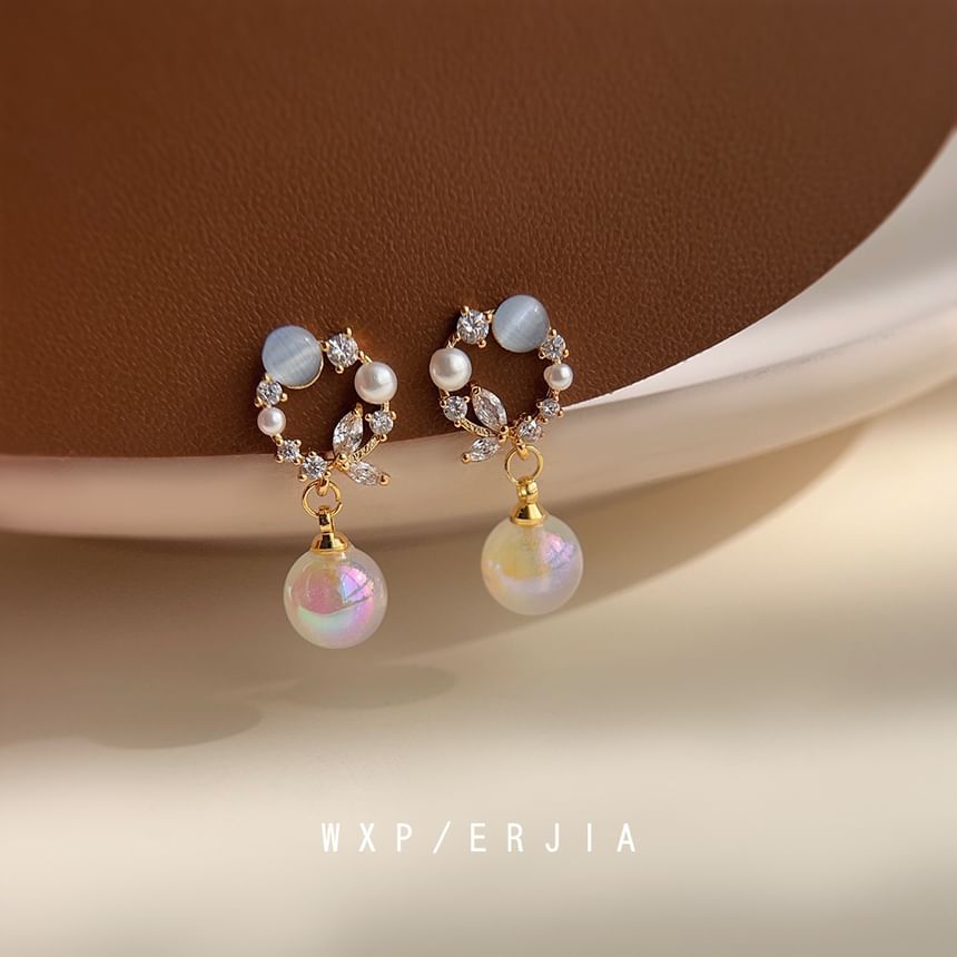 Rhinestone Alloy Pearl Drop Faux Earring