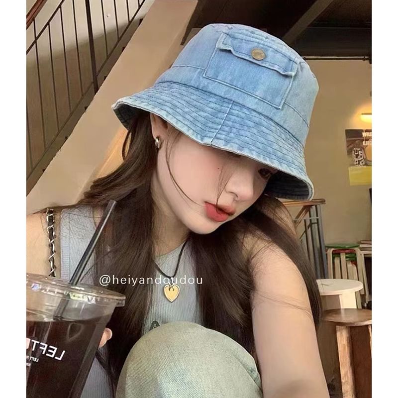 Pocketed Hat Bucket