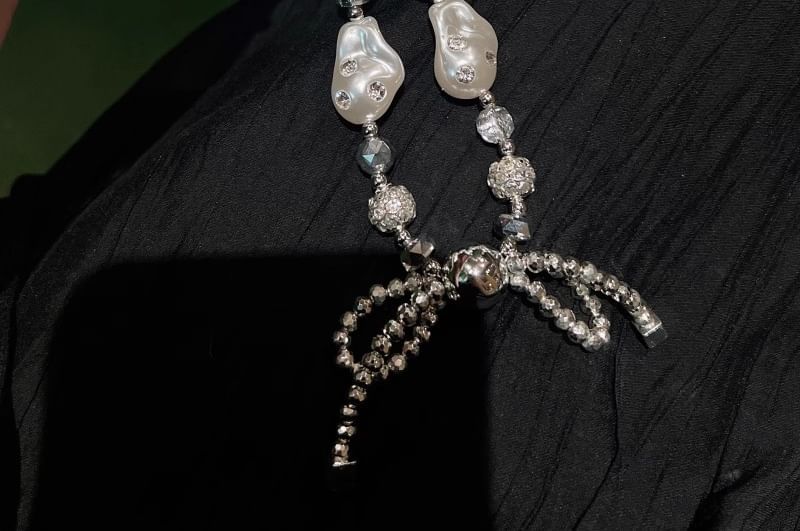 Rhinestone Phone Pearl Irregular Strap Faux