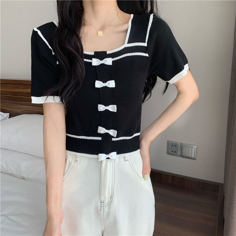 Square Neck Short-Sleeve Top Bow Knit