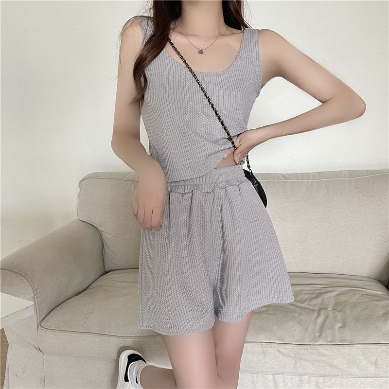 Elastic + Set: Sweat Plain Tank Scoop Top Neck Waist Shorts