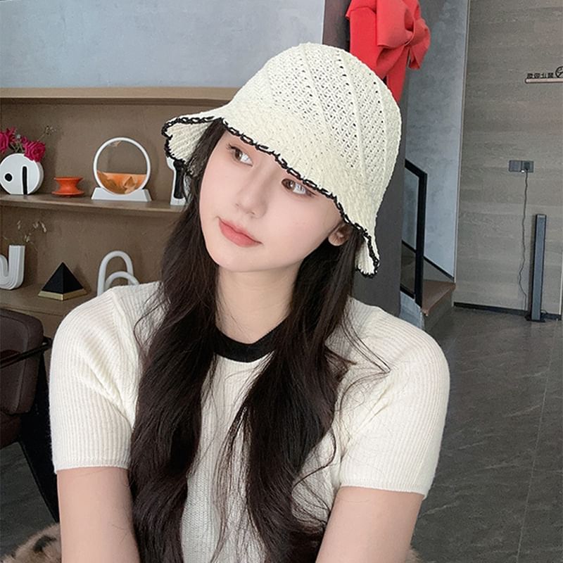 Sample Contrast Trim Woven Bucket Hat