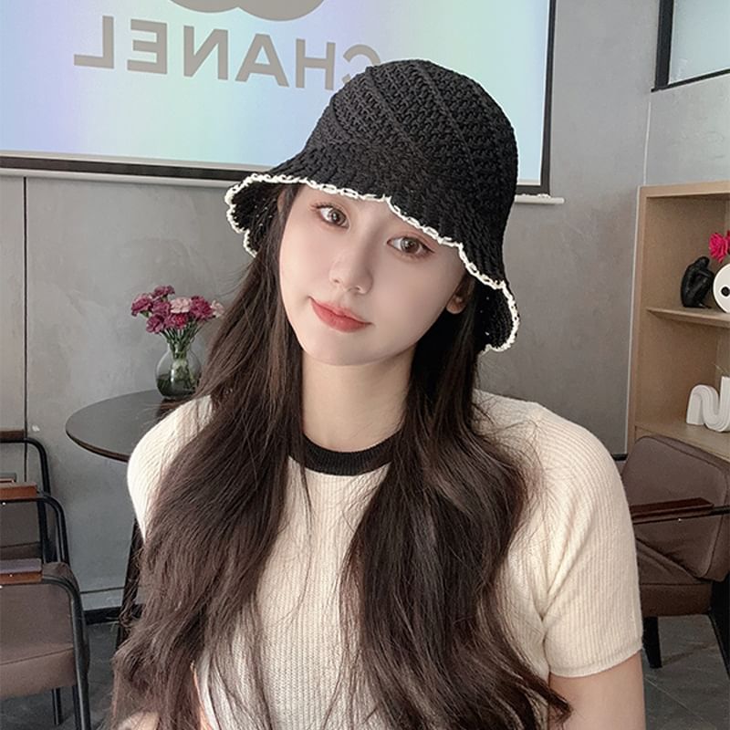 Sample Contrast Trim Woven Bucket Hat