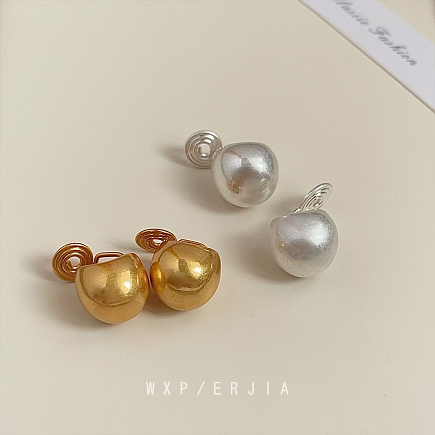 Pearl Faux Earring Cuff