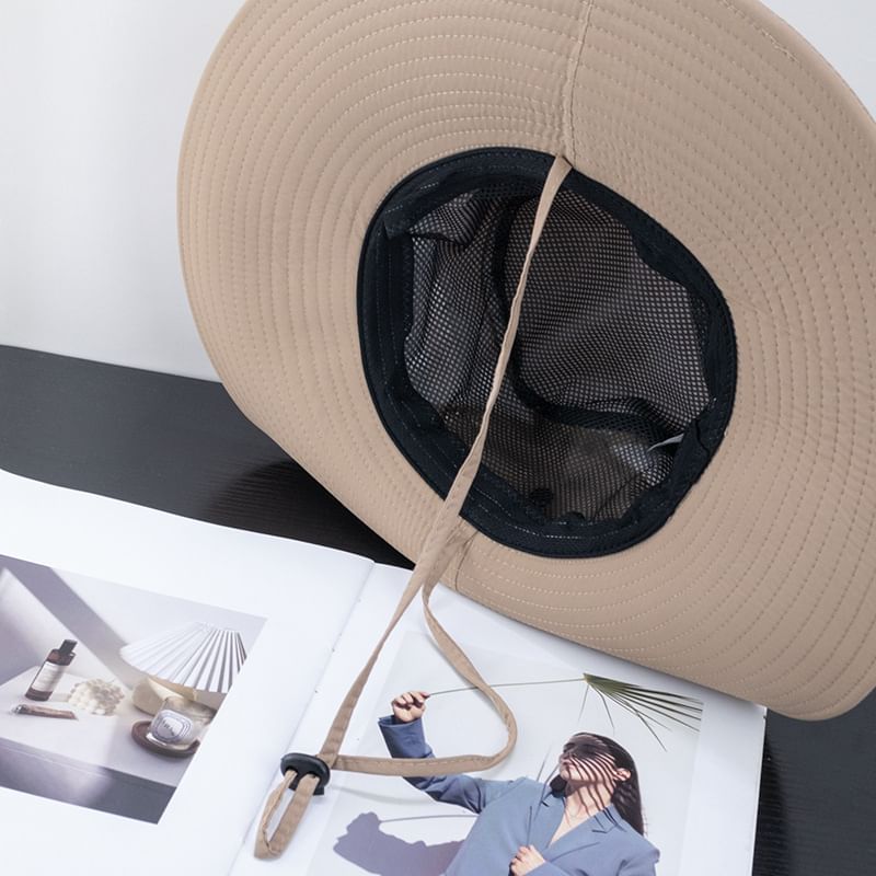 Mesh Hiking Cap