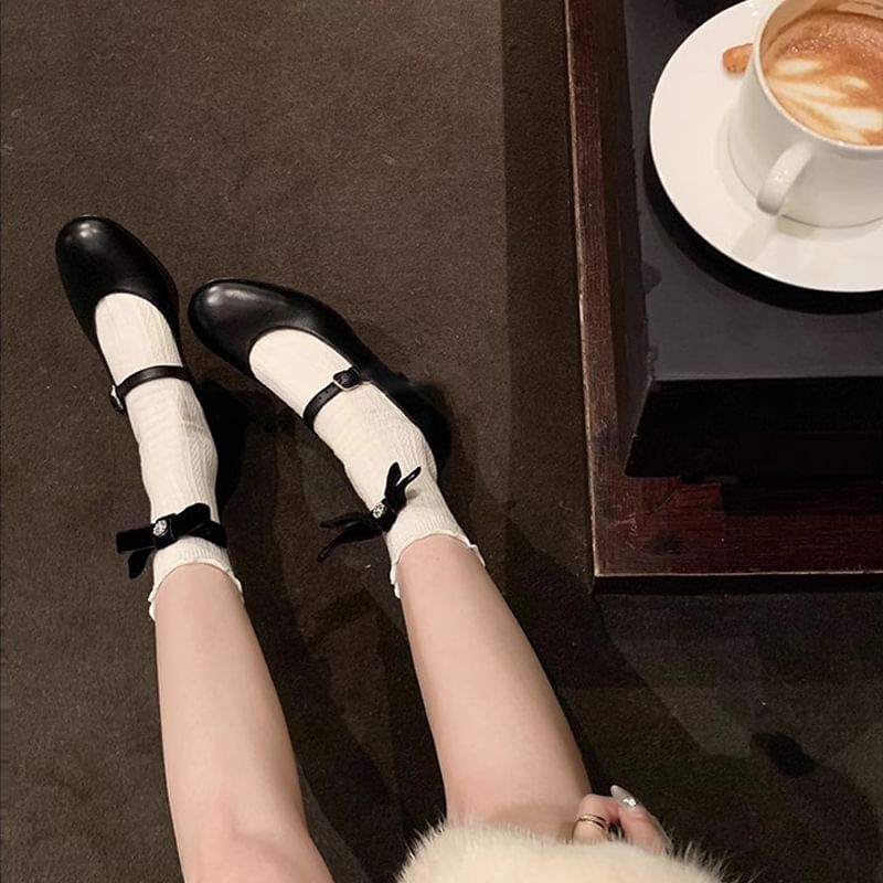 Jane Pumps Chunky Mary Heel