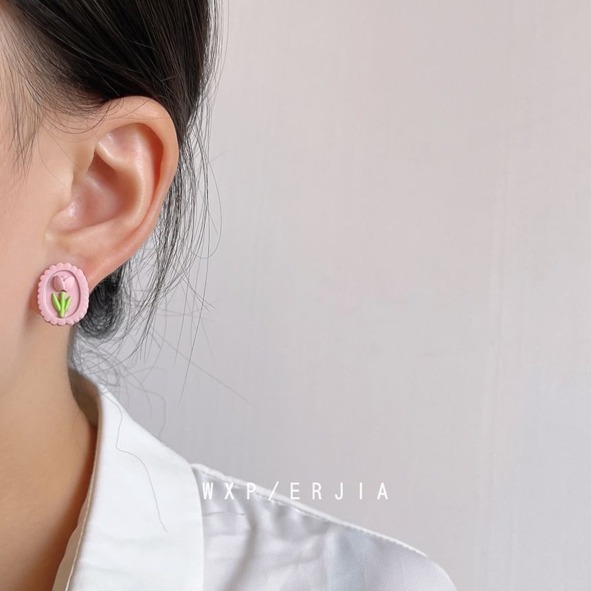 Ear Alloy Tulip Cuff