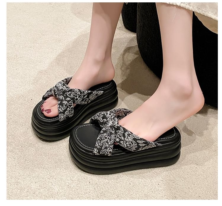 Platform Slide Floral Patterned Sandals