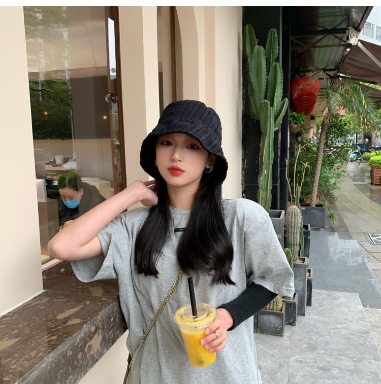 Frayed Bucket Hat Plain